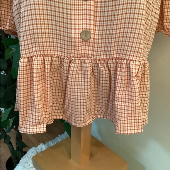 SOLD LAUREN Conrad peplum top Woman’s size XXL 
short sleeve neck Gingham che… - Picture 13 of 16